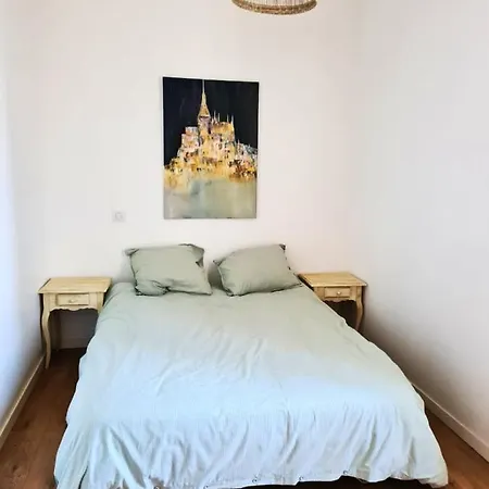 Maison Familiale Michel: Charming Garden Retreat * Saint-Michel-en-l'Herm