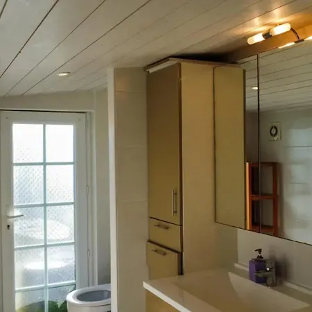 Maison Familiale Michel: Charming Garden Retreat Holiday home Saint-Michel-en-l'Herm