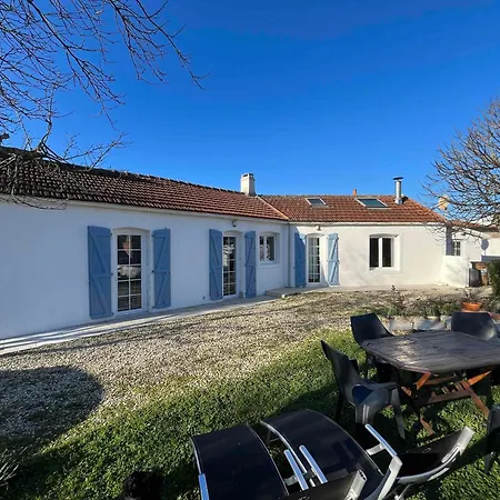 Maison Familiale Accueillante A Avec Jardin * Saint-Michel-en-l'Herm